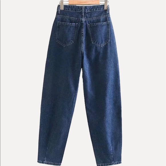 urbanic | Jeans | Carrot Jeans | Poshmark